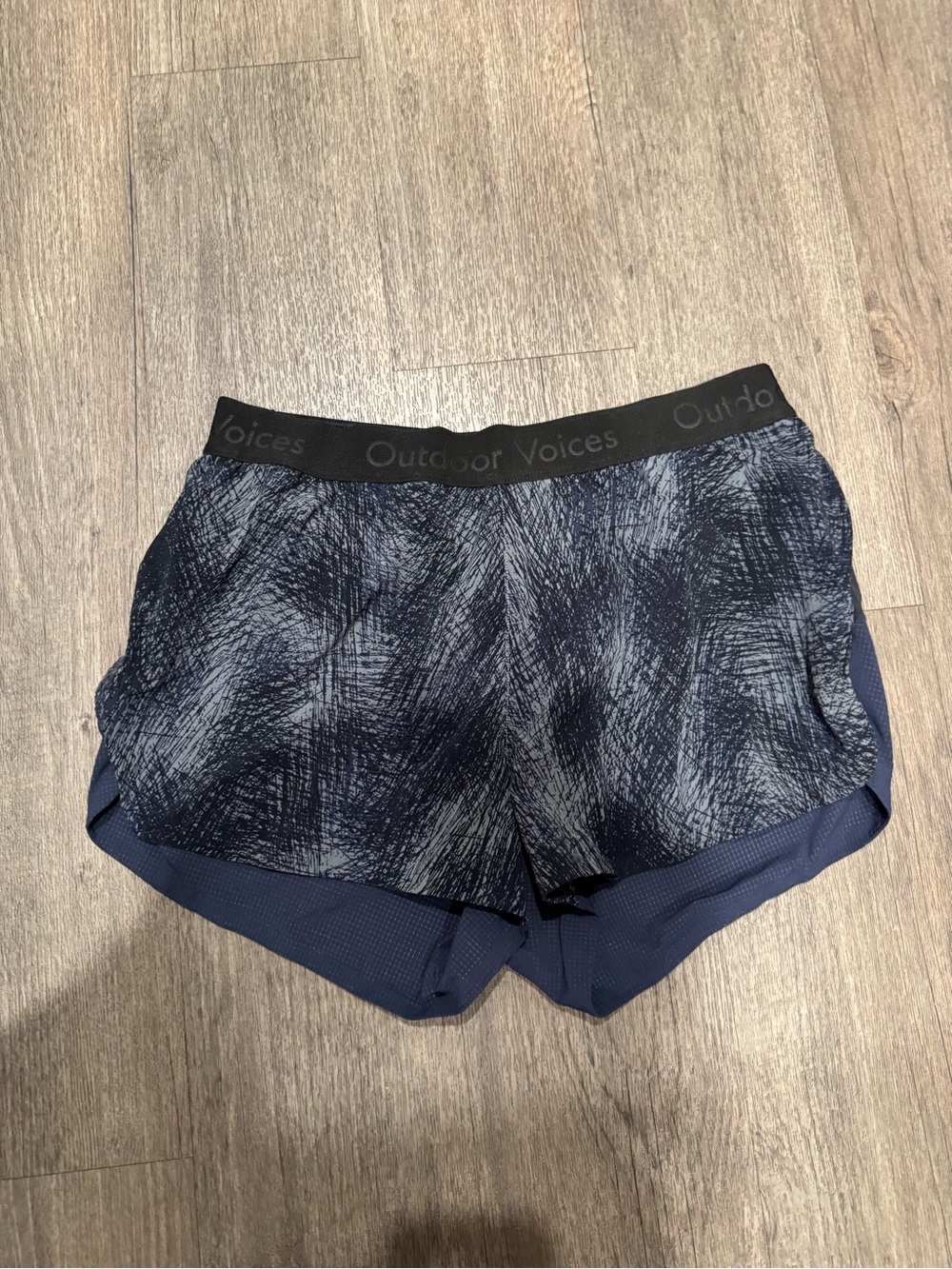 Outdoor Voices Lightspeed Women's Navy Textured Running Shorts Size Small